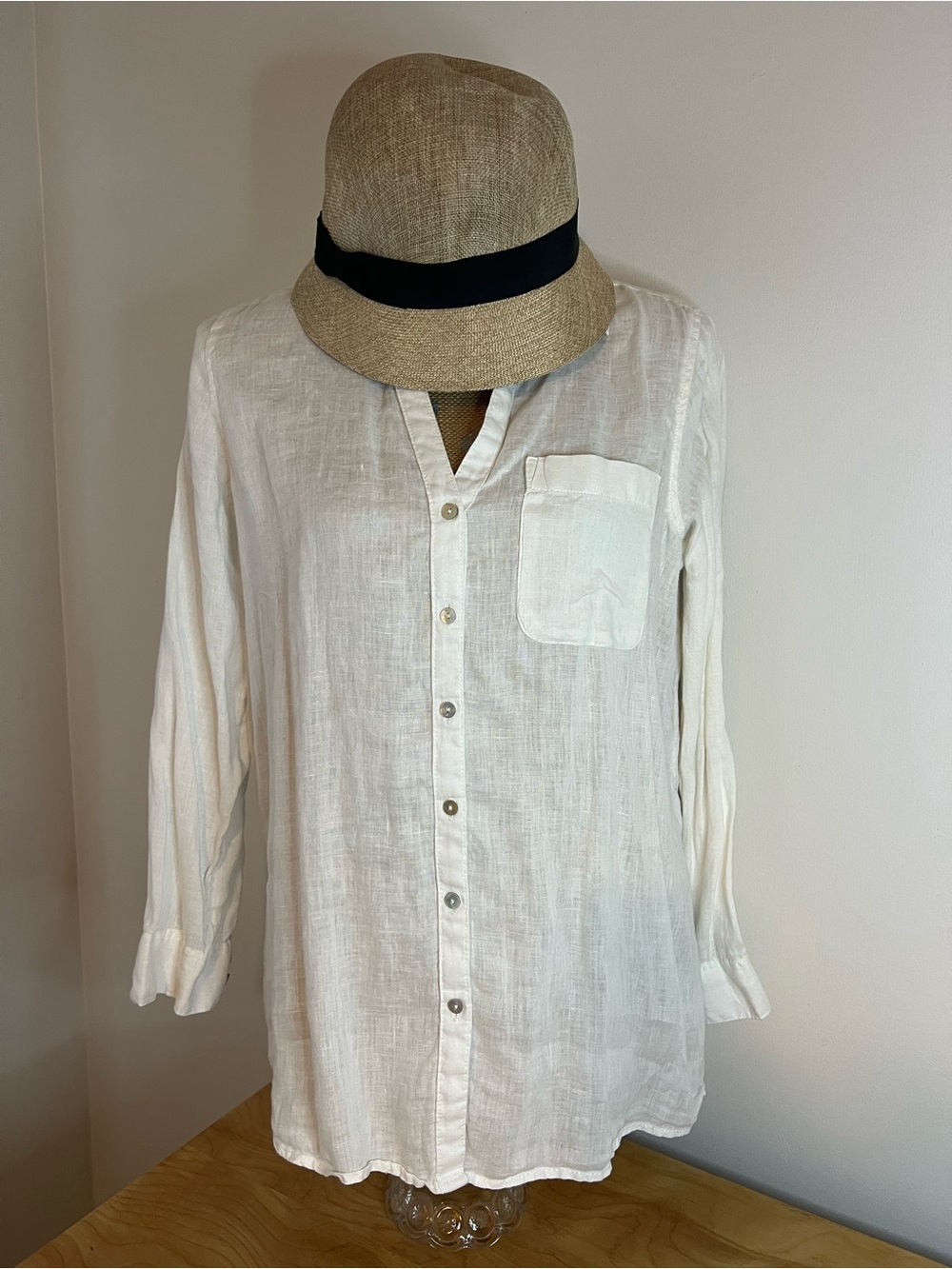 C&C California Linen Loose-fit Button-Down Shirt - Picture 2 of 8